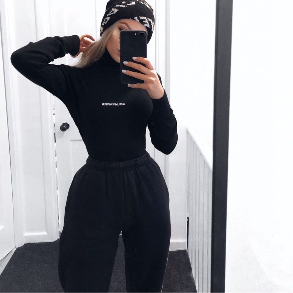 Sister and Seekers unplanned sweatpants